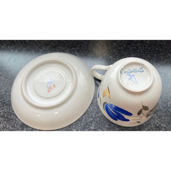 Vtg Dulevo Russian Porcelain Tea Cup and Saucer Blue White Gold Flower Hand USSR - Picture 5 of 7